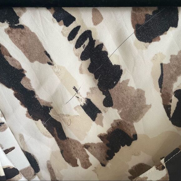 ST JOHN Sleeveless Silk Draped Printed Blouse Tank Top White Tan Black XS/S - Picture 6 of 8